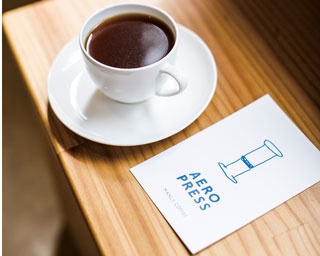 【福岡のカフェ】“エアロプレスの母”が淹れる新しいコーヒー「MANLY COFFEE」