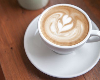 【福岡のカフェ】お茶のように毎日飲めるコーヒーを目指して「BASKING COFFEE」