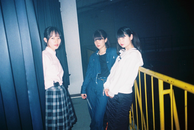 【写真を見る】『愛はどこにも消えない』は橋本愛、南沙良、小野花梨、柳英里紗と最旬女優が出演している