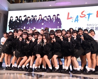ラストアイドル2期生がシングル「愛しか武器がない」の発売記念イベントを開催！