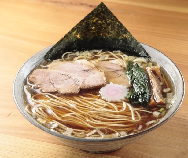 「だしそば しょうゆ」(780円)/だし・麺 未蕾(愛知県蒲郡市)