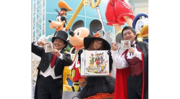 平井さんが「キャラクターはアクセルが好き」と話すと会場からは拍手が！