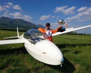 みつけだせ！僕らの最高のマネージャー！！「九州工業大学航空部」