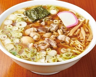 新庄流醤油ラーメン！ 試行錯誤を重ねたとりもつラーメン「梅屋」