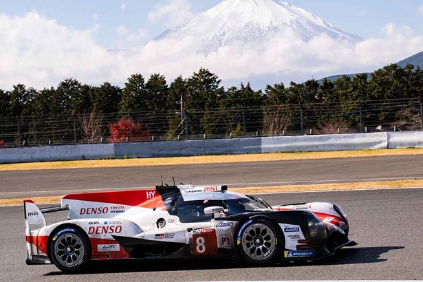 ル・マン24時間レースを制した8号車のマシンが富士を疾走！