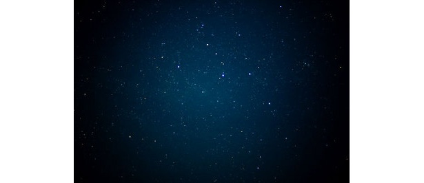 澄んだ冬の夜空は星もきれいに見える