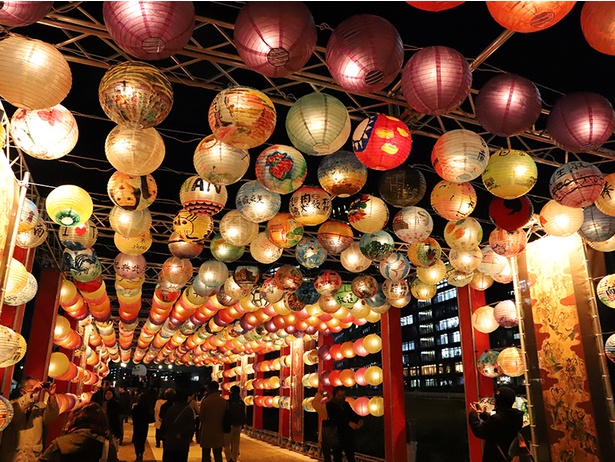 台湾の元宵節を祝う約1,000個のランタンが今年も