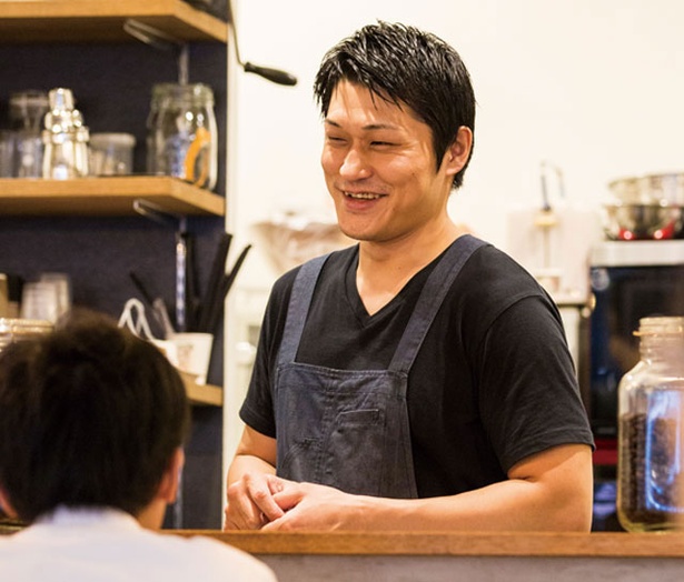 NEUTRAL COFFEE / 穏やかな人柄のオーナーの西岡さん