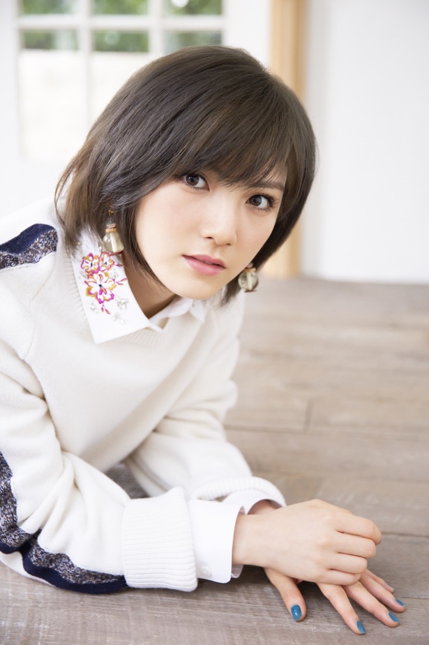 【写真を見る】岡田奈々さん(AKB48/STU48)「『考える人』で始まったので、最後は結論が出て終わるのがいいなと思って、最後は『イキルコト』にしました」