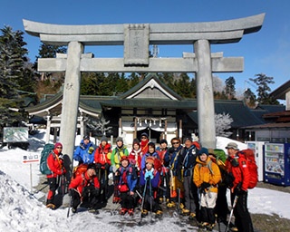 雪山登山初心者集まれ！愛媛県西条市で雪山チャレンジ教室開催