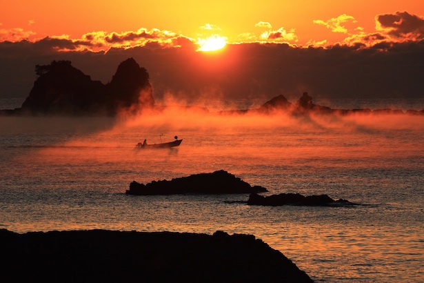 絶景と話題 和歌山県 田原海岸で 田原の海霧 を見よう ウォーカープラス