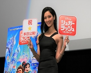 菜々緒「来年は悪役じゃない役に」 映画『シュガー・ラッシュ：オンライン』大阪で公開初日舞台挨拶