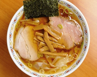 荻窪醤油ラーメンのレジェンド！ 老舗の深みを福島で味わう「春木屋 郡山分店」