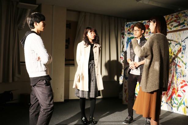 今回の公演『夢題』の作・演出を手がける狩野龍太郎さん(左)
