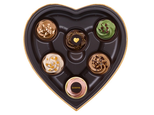 “フェアリーケーク”をイメージした限定チョコレート6粒が入った「ゴディバフェアリーケークセレクション」(6粒入3240円)