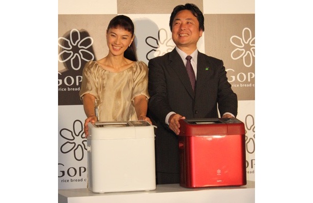 米粉を使ったパンがブームになっているが、この「GOPAN」を使えば、自宅で気軽に米からパンを作ることが出来る。