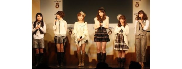 アフタヌーン娘。として初めて公の場に登場したメンバーは「緊張する」とコメント
