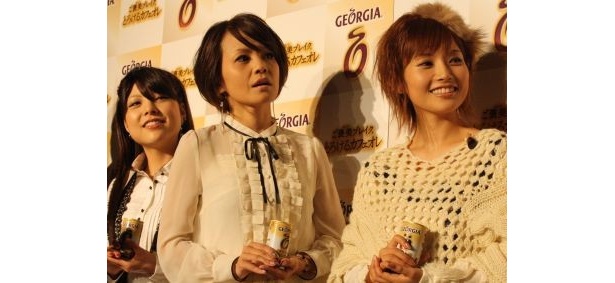 小川が「中澤さんと一緒に歌えてうれしい」と話すと、なっちは「（気を使わなくて）いいんだよ」と言って笑いをとった
