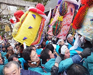 力の神に幸を願う！秋田県・太平山三吉神社総本宮で「三吉梵天祭」開催