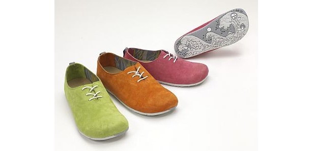 【画像】Women'sのカラー展開とアウトソールデザインヒストリーはこちら！