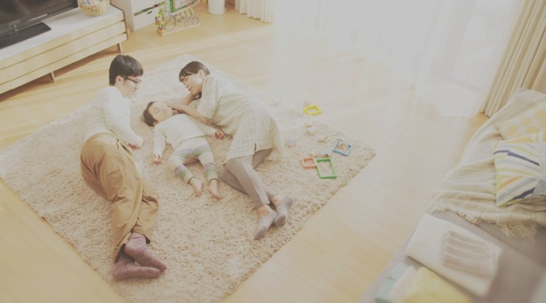  【写真を見る】実際の親子が出演したからこそ生まれた自然な表情や描写にも注目！