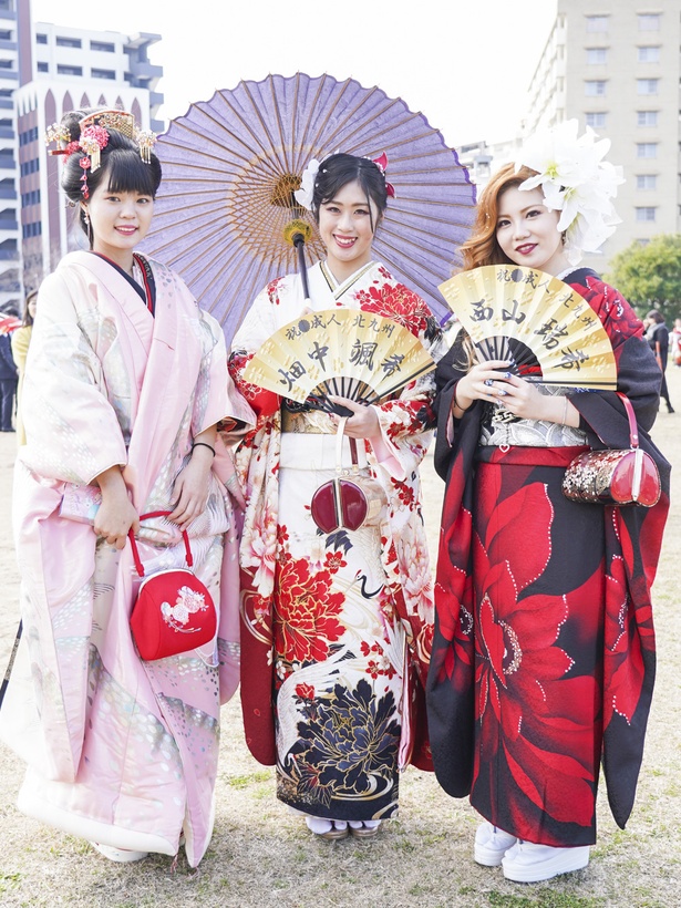 北九州市の成人式で見つけた振袖美人　まひろさん　さつきさん　みずきさん