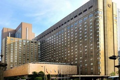 【写真を見る】会場は帝国ホテル 東京の本館1階 オールデイダイニング「パークサイドダイナー」