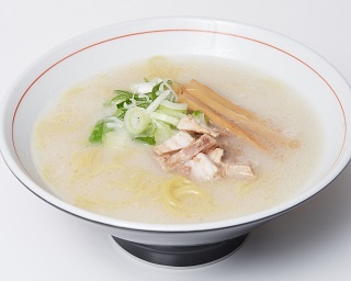 朝の部とハッピーアワーに注目！人気店の味を受け継ぐ札幌の「北のとんこつ 麺 かまくら」