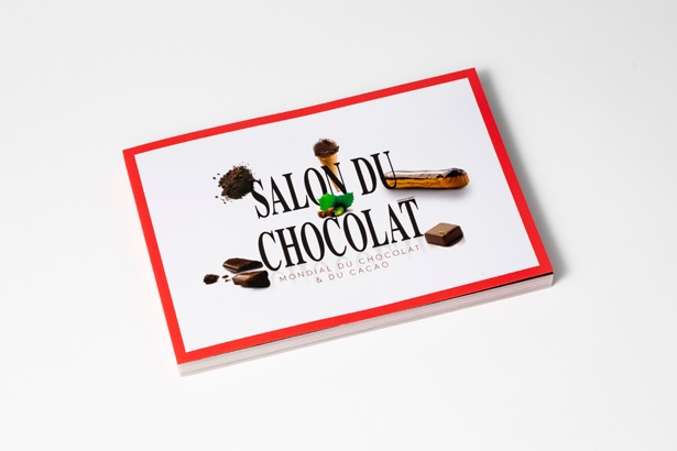 入場時にもらえる冊子。全ブランドのチョコレート、イートインメニューなどが紹介される充実した内容