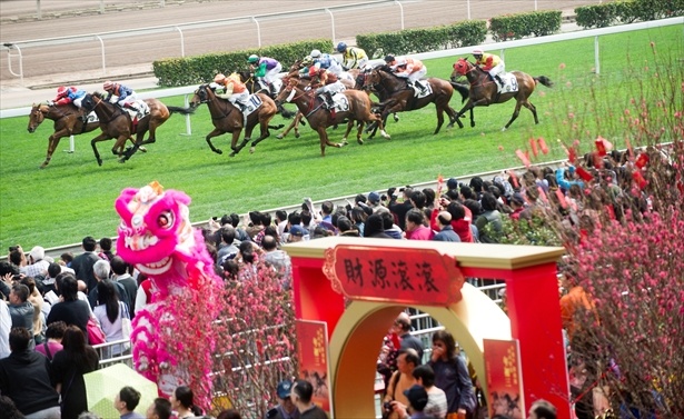 盛り上がる旧正月競馬！