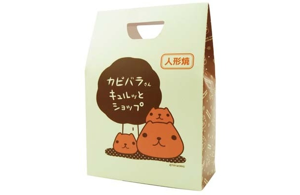 「キャラパーク」内、「カピバラさんキュルッとショップ」の「人形焼」(8個入り840円)