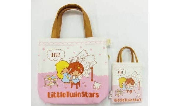 「キャラパーク」内、「ハローキティショップ」のリトルツインスターズの「ルートート」(大：3150円、小1575円)