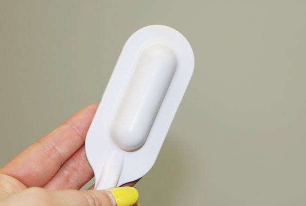 装着すればすねをグイッとほぐすことができるすね用パッド
