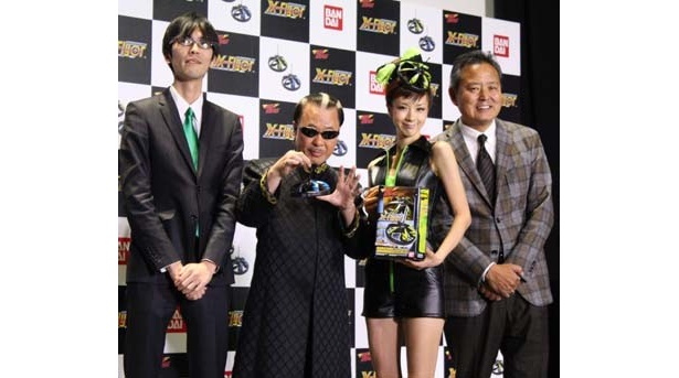 バンダイの上野社長と一緒に