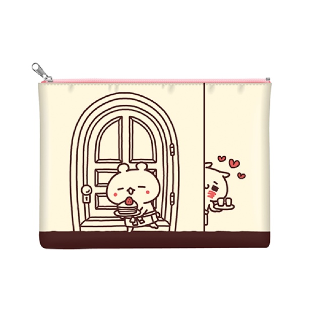 にゃんことくまカフェ フラットポーチ (税抜1500円)