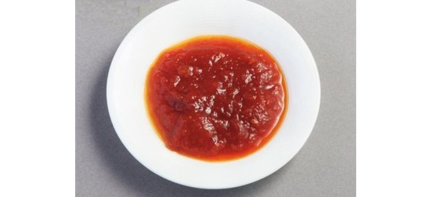 濃厚完熟トマトがギッシリ入った「トマトジャム」