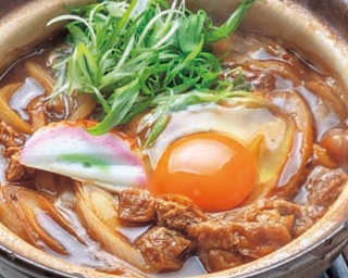 関西人の口にあう味噌煮込みうどんが飲みのシメにピッタリ！「うどんとおでんの酒処 つるん、」