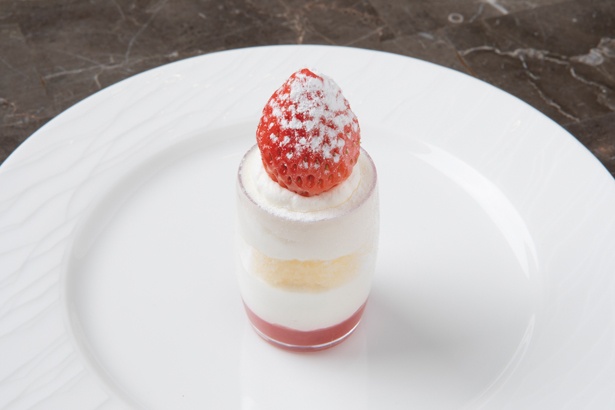 ヨーグルト風味のクリームで、さっぱり味わえる「あまおうのキャンドルヴェリーヌ」