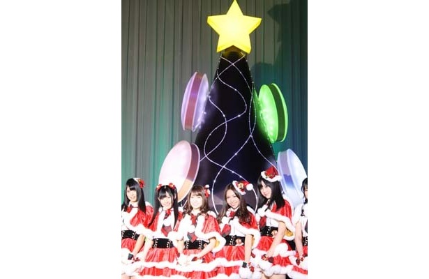 星が輝き、ツリーがいっきに明るくなった