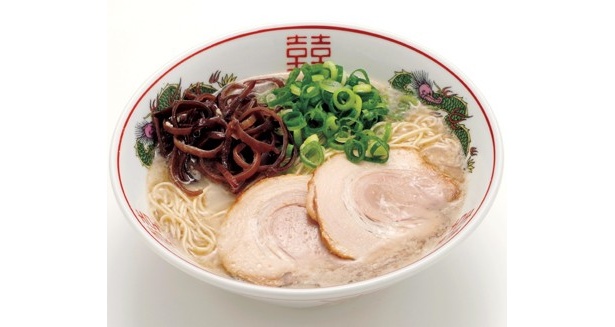 12時間炊く濃厚トンコツ！　福岡の「博多だるま」