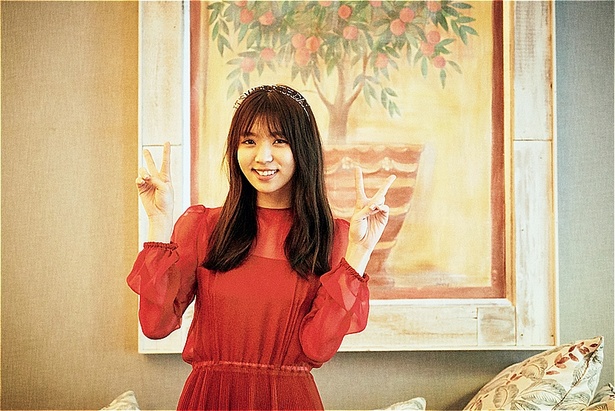 小林由依1st写真集『感情の構図』より