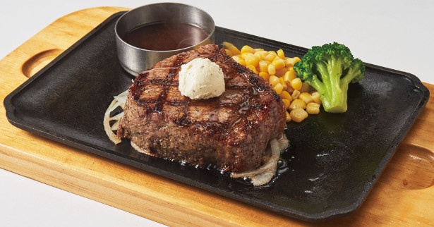 「極厚サーロインステーキ225g」(1680円)