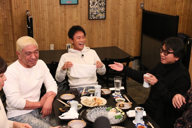 次々と妻に対する愚痴をこぼす藤井フミヤ