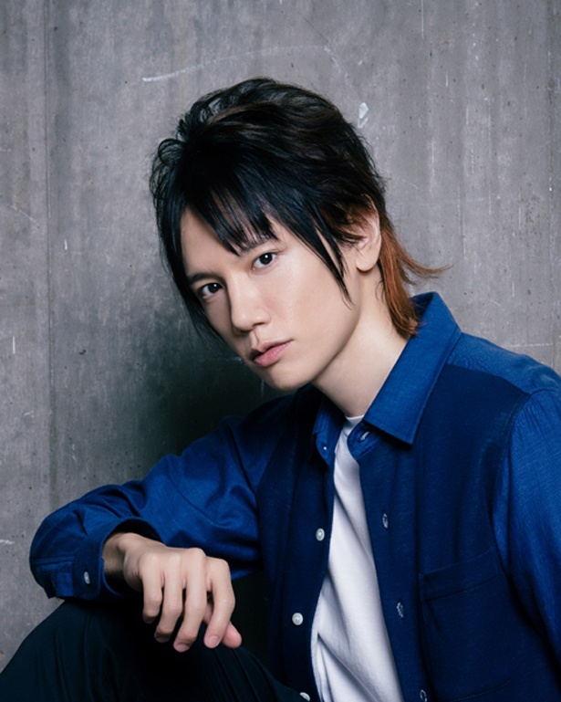 狩矢光を演じるKENN