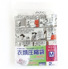 「スヌーピー 衣類圧縮袋(M2枚セット/コミック)」(864円) 縦50×横36(cm)
