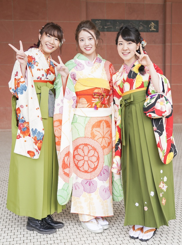  平成30年度福岡大学の卒業生、さきさん、しょうこさん、りおさん