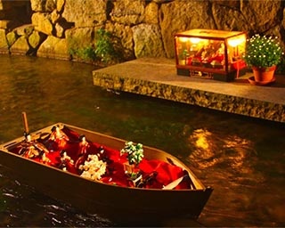 無病息災を願う流しびな・鳥取県鳥取市で「もちがせ流しびな」開催