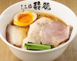 愛知・春日井の有名ラーメン店「飛鶏」が金華豚と比内地鶏を使った極上醤油を考案！