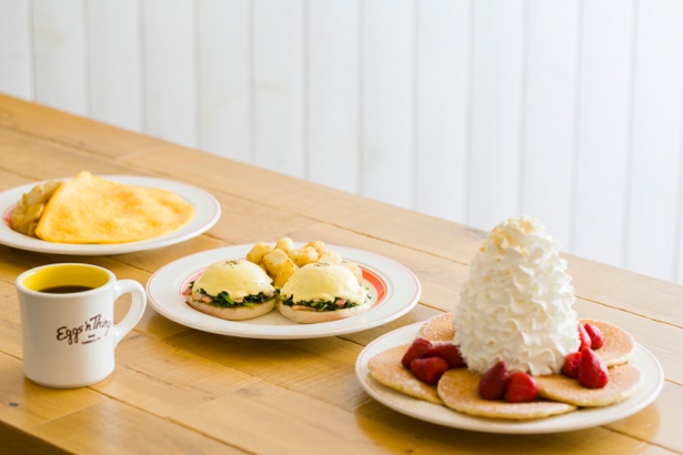 1974年ハワイで創業し、多くの人々に愛されているカジュアルレストランEggs 'n Things
