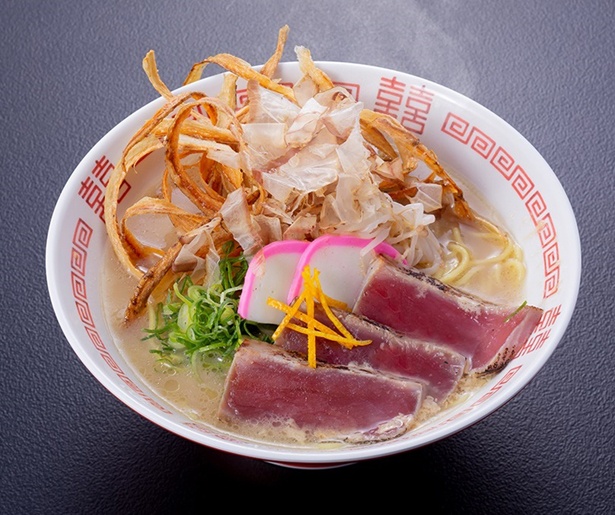 塩麹漬け熟成マグロ白湯ラーメン(写真)や北海シーフード味噌ラーメン、山盛りベビーホタテラーメンなどが登場